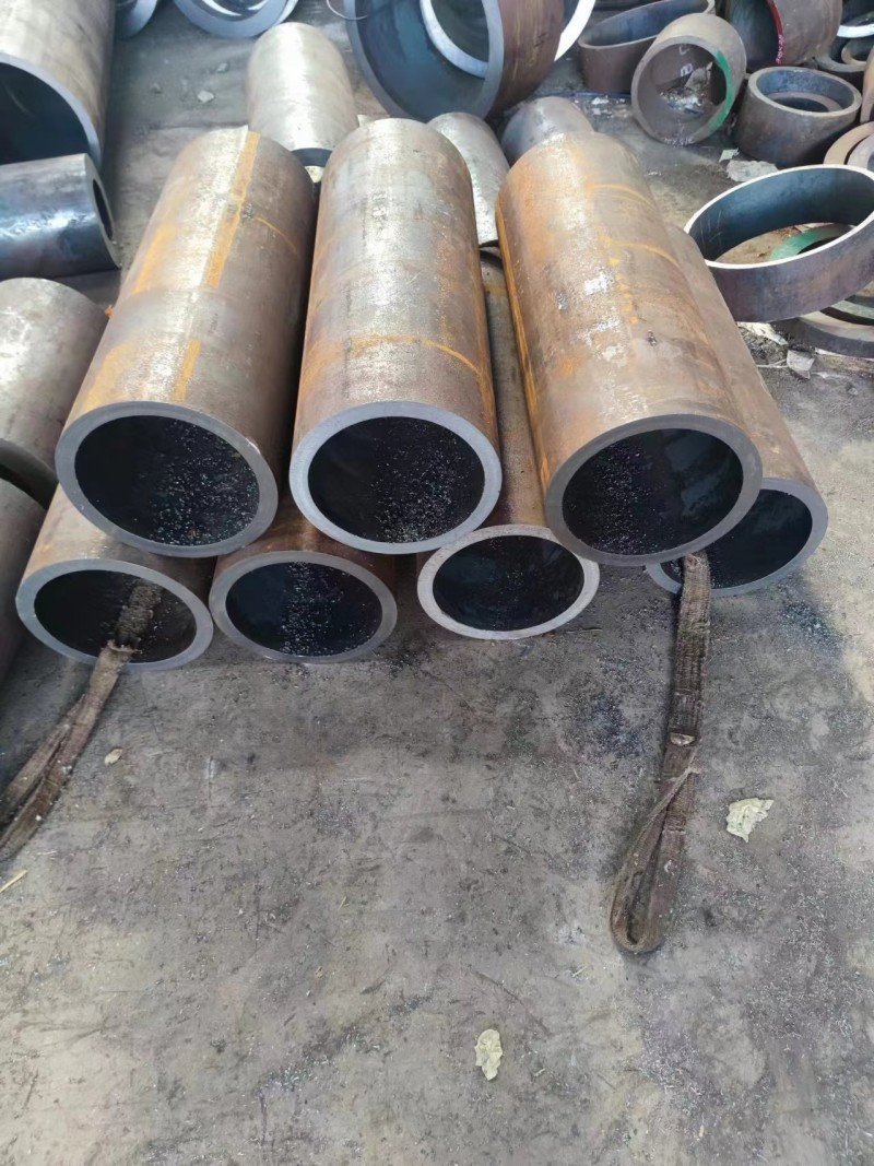 泽库泽库泽库12Cr1MovG无缝钢管切割